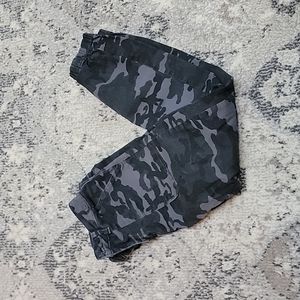 Black and gray camo pants